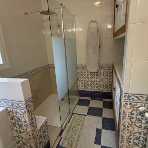 VENTA CHALET CON TERRENO EN CARRETERA OLIVENZA