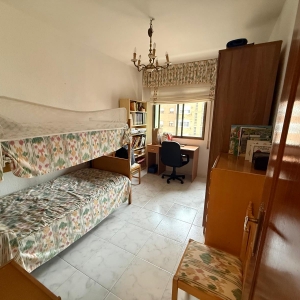 VENTA PISO EN LA PAZ