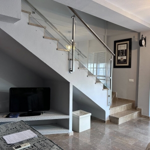 VENTA DUPLEX EN BARRIADA DE LLERA