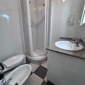 VENTA CASA CON AZOTEA EN CERRO DE REYES