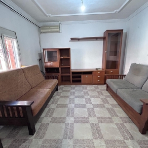 VENTA CASA CON AZOTEA EN CERRO DE REYES